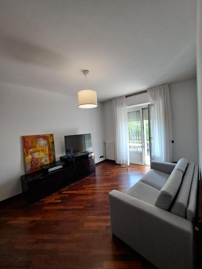 Fancy Monique Apartment Milan Bagian luar foto