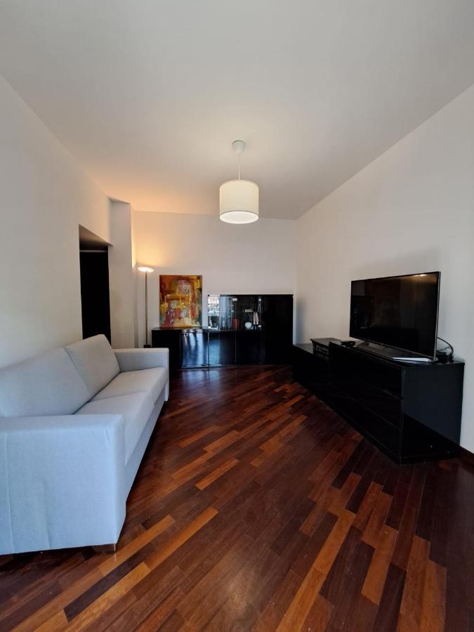 Fancy Monique Apartment Milan Bagian luar foto